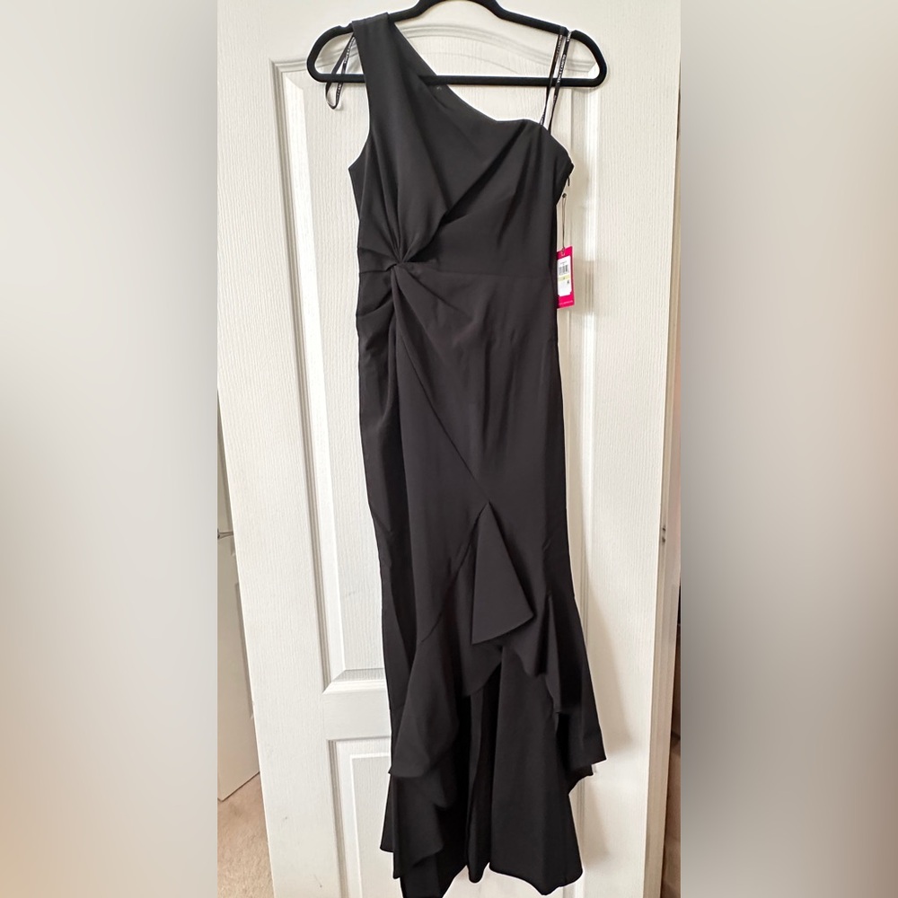 Vince Camuto Black One Shoulder Long Dress Size 4 New